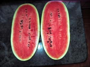 胆囊炎可以吃黑瓜吗,胆囊炎患者适宜食用黑瓜吗？