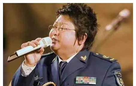 吃瓜爆料刘德华,娱乐圈的瓜田传奇，揭秘天王背后的故事