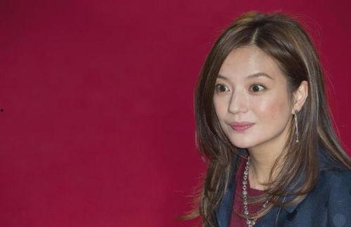 今日头条明星吃瓜事件,明星吃瓜事件揭秘，真相背后引热议