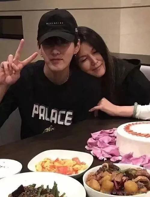 吃瓜爆料网红最新免费,吃瓜爆料最新免费资讯大盘点