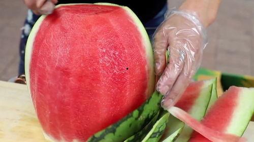 流产后吃黑瓜会怎么样吗,流产后食用黑瓜的影响与注意事项