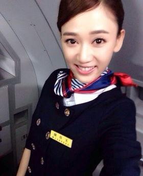 吃瓜爆料空姐自拍,吃瓜群众揭秘神秘生活瞬间