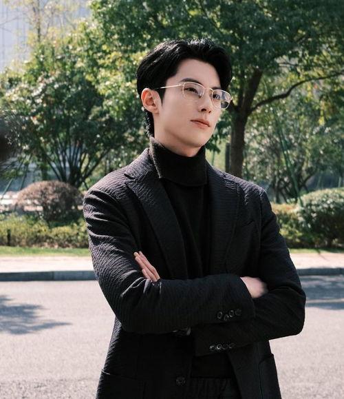 吃瓜爆料男星酒吧